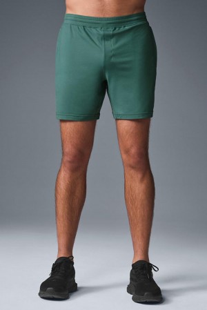 Alo Yoga 7" Conquer React Performance Uomo Short Winter Ivy | Italia OQY-021865