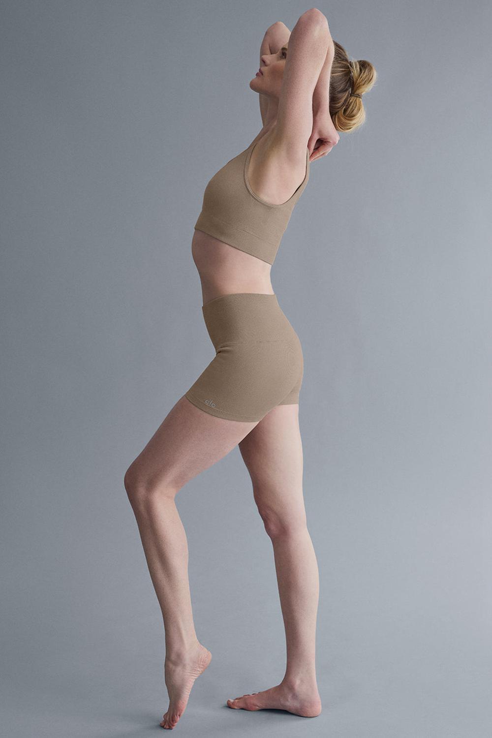 Alo Yoga 3