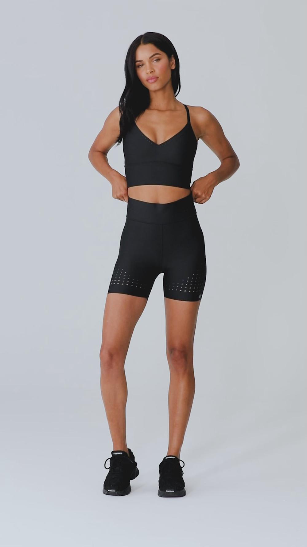 Alo Yoga 5