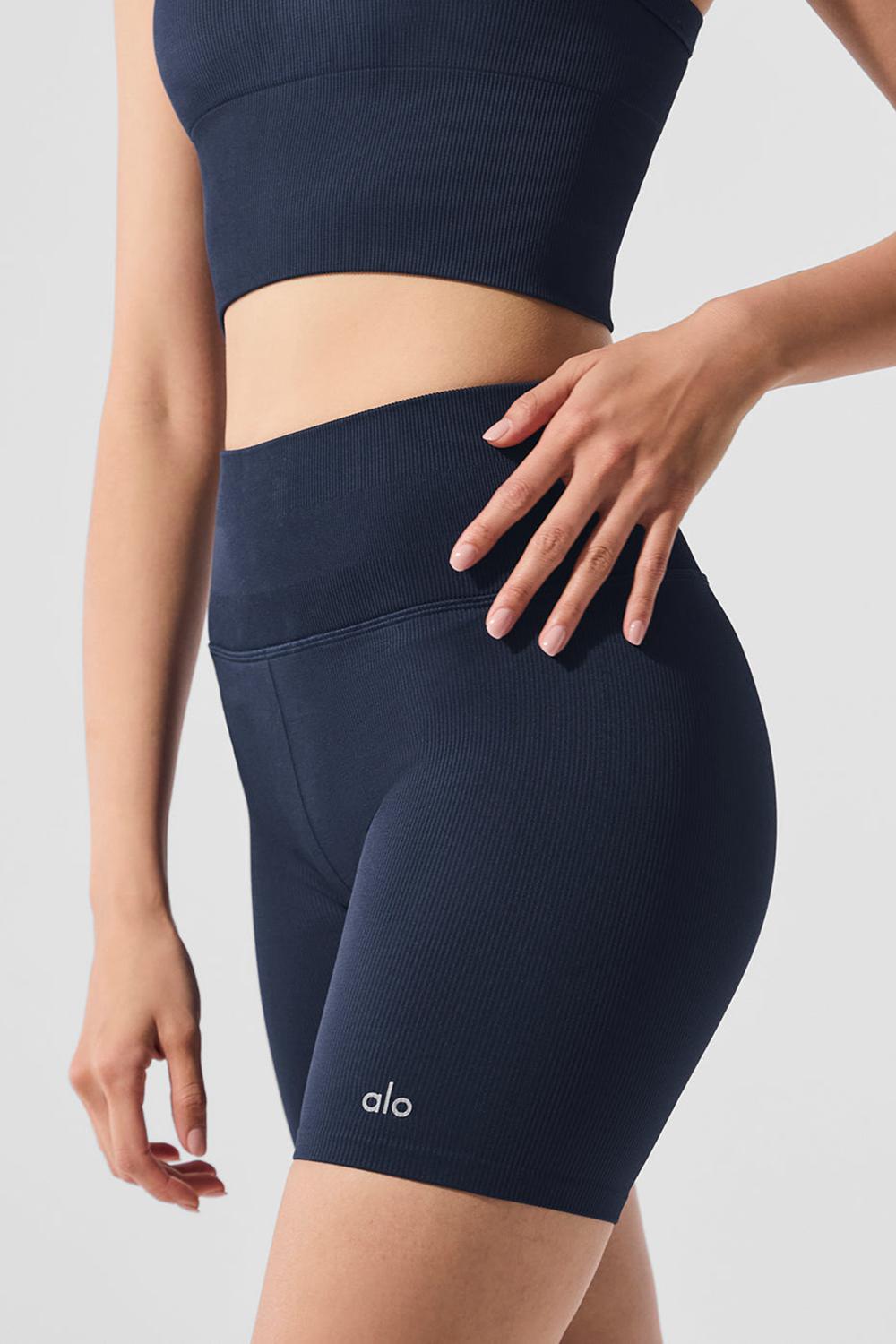 Alo Yoga 5