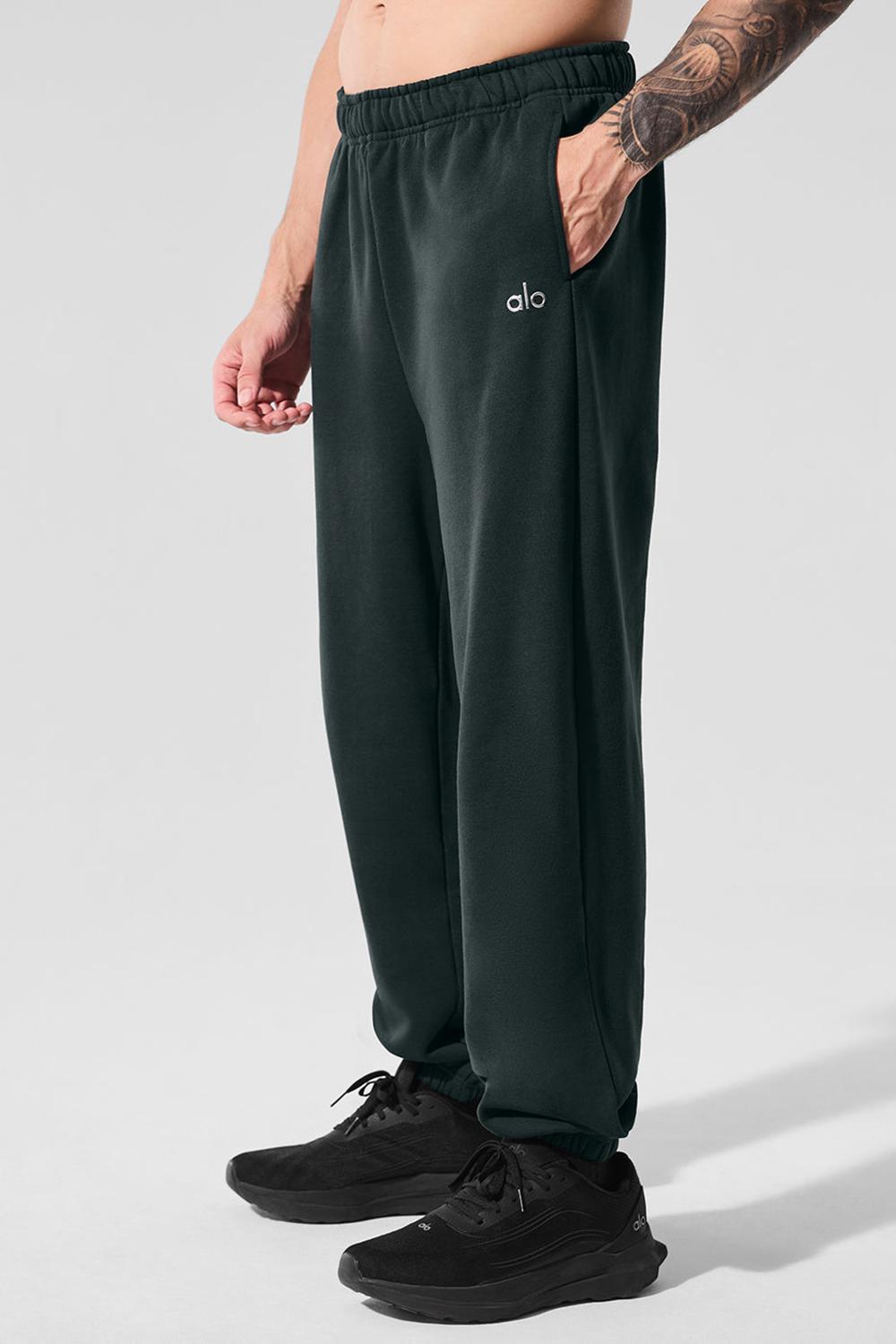 Alo Yoga Accolade Uomo Sweatpant Verdi | Italia  UPC-189453