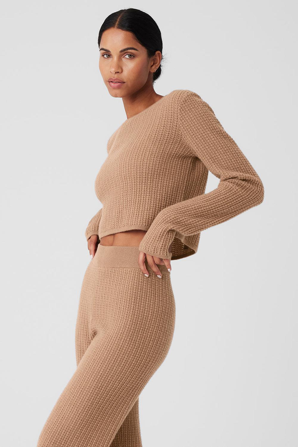 Alo Yoga Cashmere Plush Waffle Cropped Donna Maniche Lunghe Toasted Almond | Italia  ZOI-408163