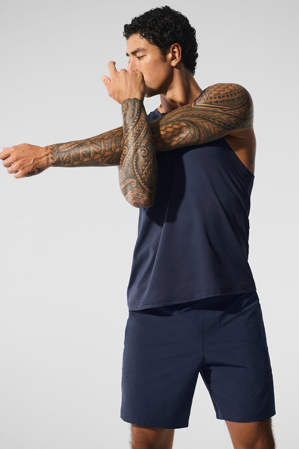 Alo Yoga Conquer Muscle Uomo Tank Blu Marino | Italia  OWX-796103