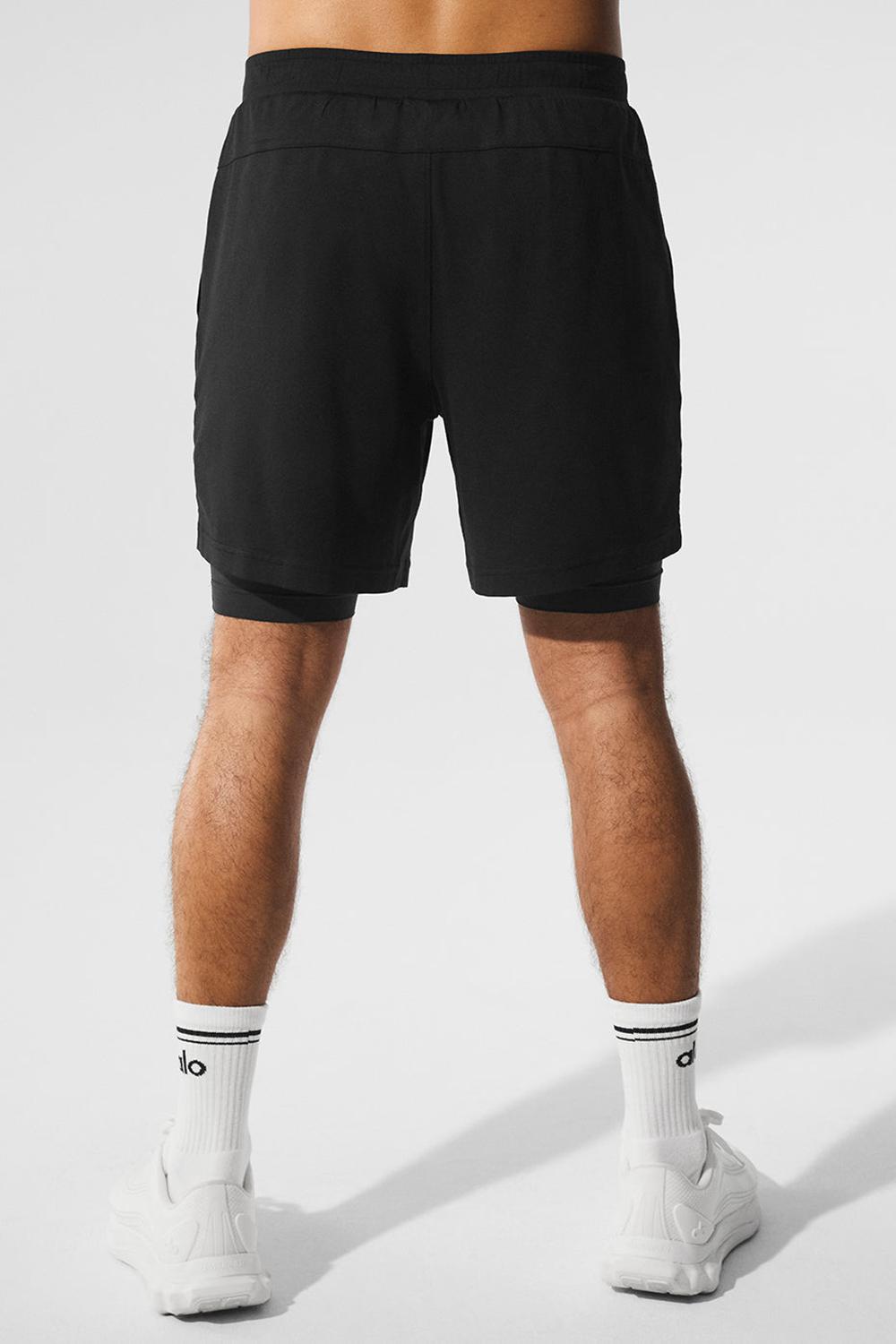 Alo Yoga Conquer React 2-In-1 Performance Uomo Short Nere Nere | Italia  BYU-310694