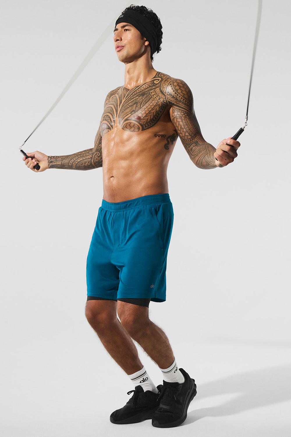 Alo Yoga Conquer React 2-In-1 Performance Uomo Short Blu Nere | Italia  AOX-407351