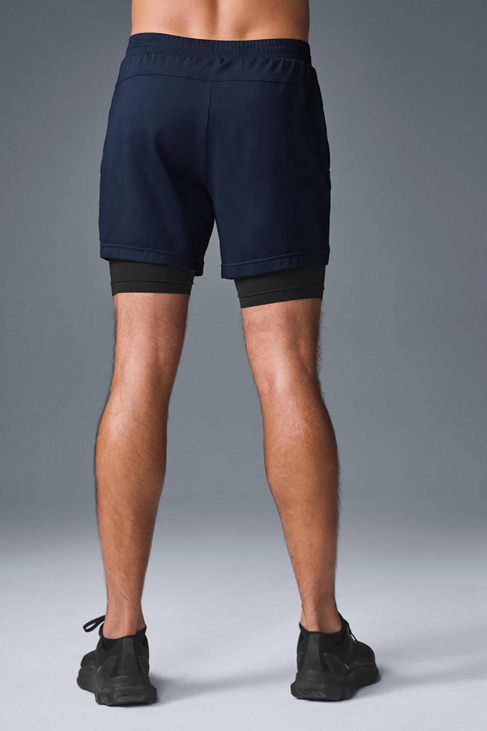 Alo Yoga Conquer React 2-In-1 Performance Uomo Short Blu Marino Nere | Italia  SIH-834712