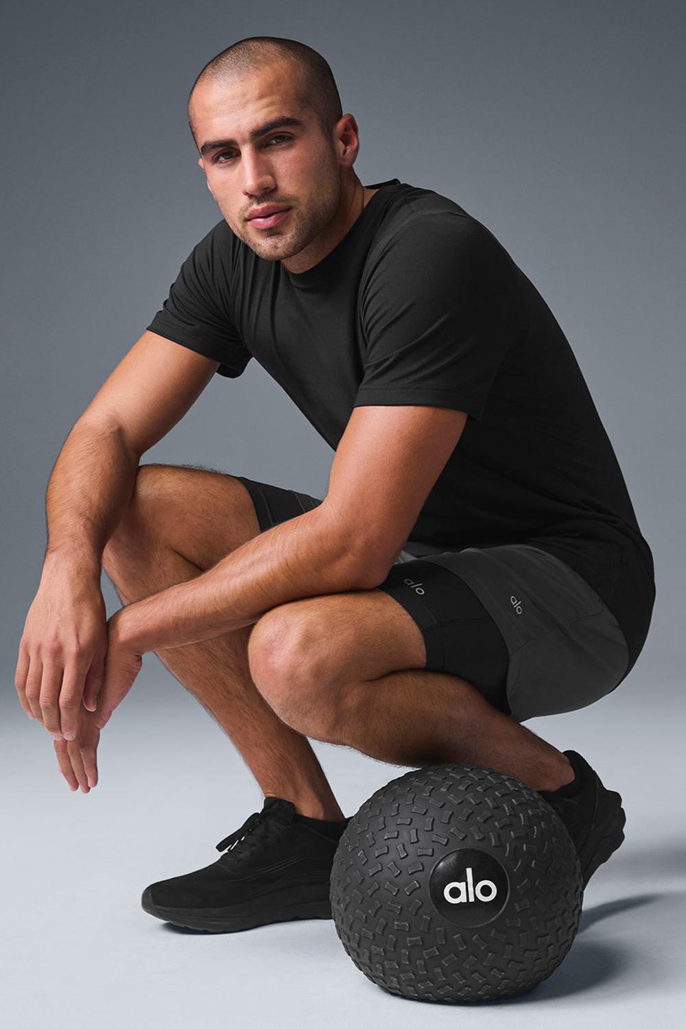 Alo Yoga Conquer Reform Crewneck Uomo Short Sleeve Nere | Italia  WNH-823406