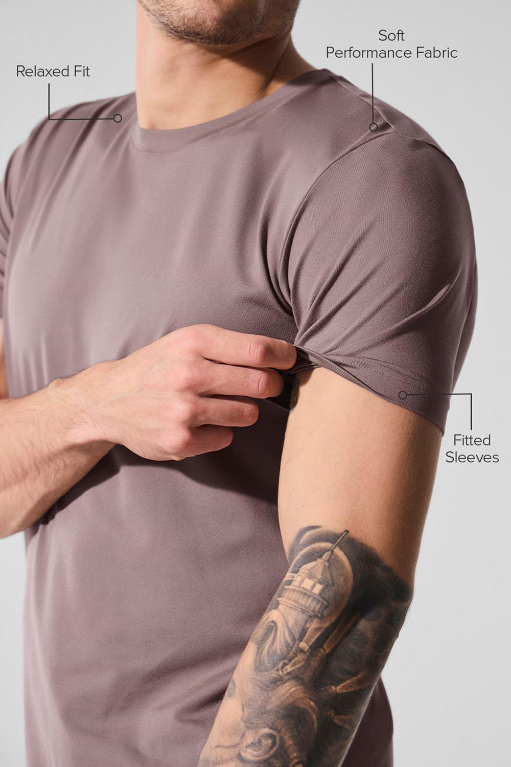 Alo Yoga Conquer Reform Crewneck Uomo Short Sleeve Mushroom | Italia  GAE-098625
