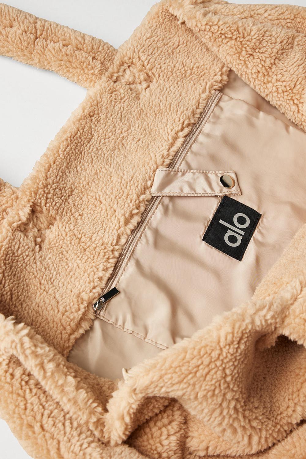 Alo Yoga Foxy Sherpa Donna Tote Camel | Italia  CNI-467831