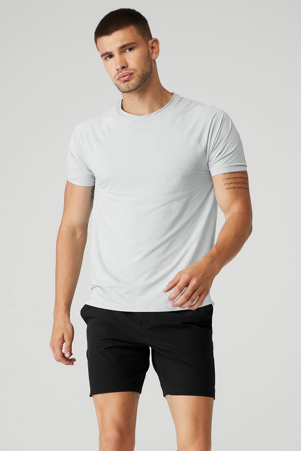 Alo Yoga Idol Performance Uomo Tee Titanium | Italia  HMN-937526