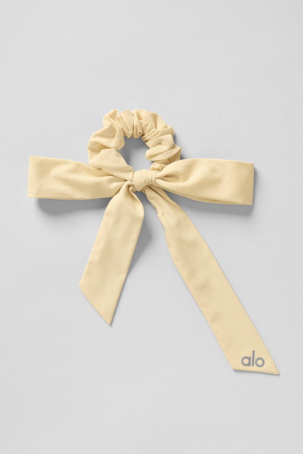 Alo Yoga Love Knots Tie Donna Scrunchie Warm Butter | Italia  GNS-017384