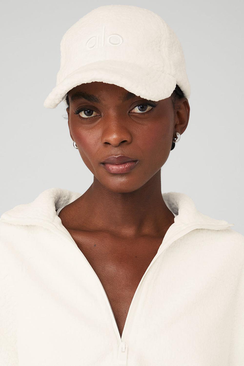 Alo Yoga Micro Sherpa Off-Duty Uomo Cappellino Ivory | Italia  WUZ-074389