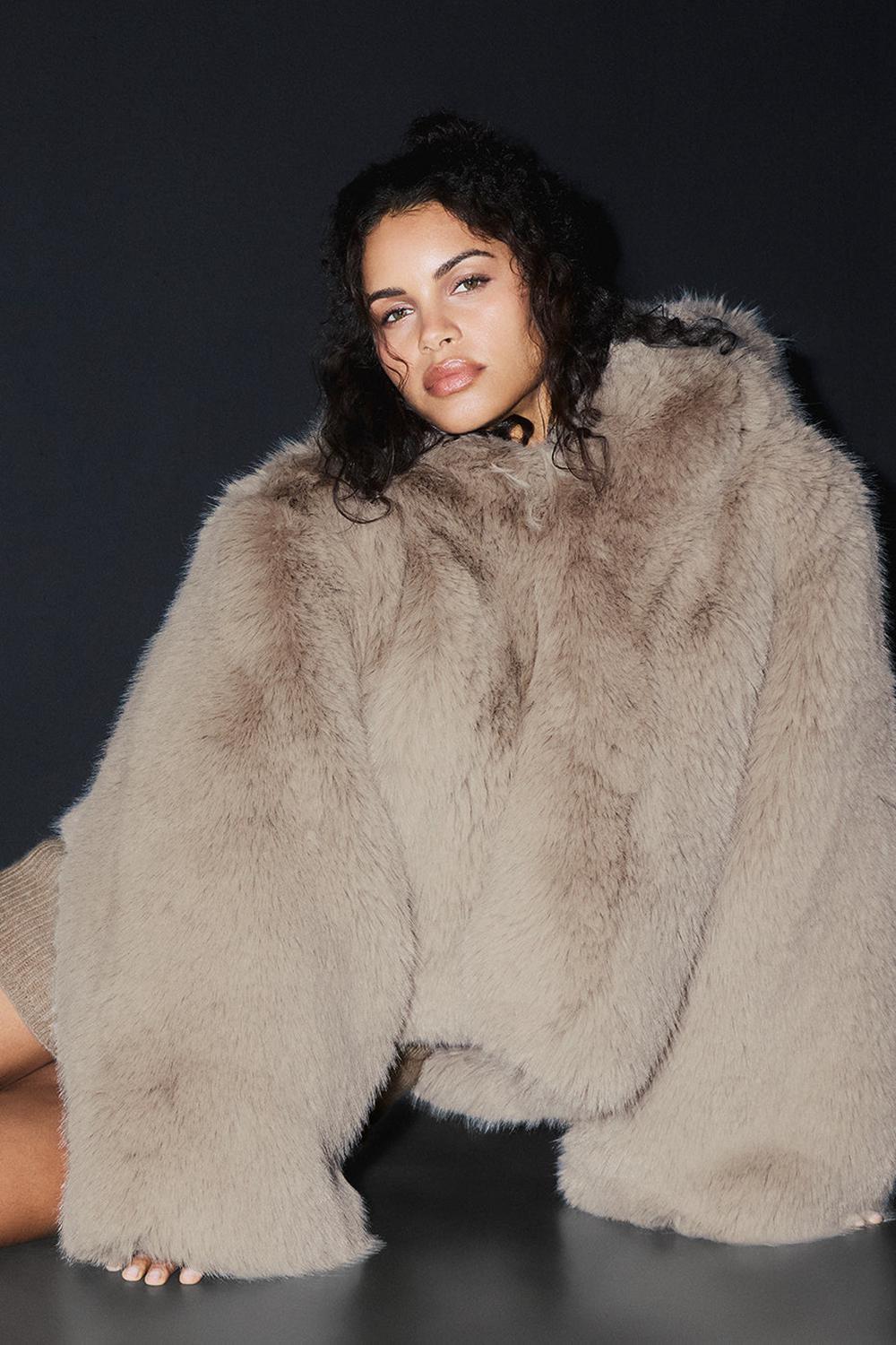 Alo Yoga Opulent Faux Fur Statement Donna Giacca Oat | Italia  SVX-542873
