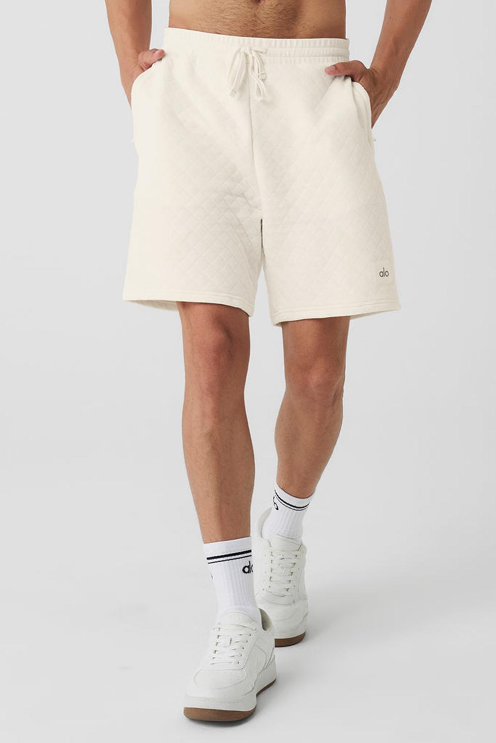 Alo Yoga Quilted Stadium Uomo Short Ivory | Italia  HZW-530196