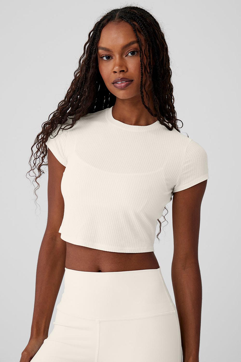 Alo Yoga Ribbed Sea Coast Cropped Sleeve Donna Tee Ivory | Italia  UWB-190458