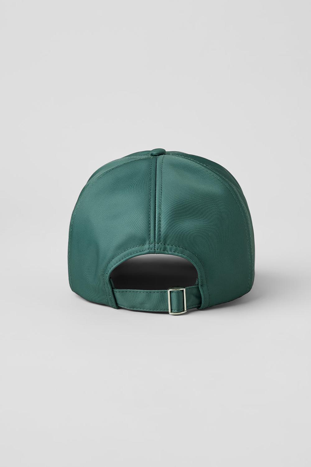 Alo Yoga Satin Off-Duty Uomo Cappellino Winter Ivy | Italia  HXQ-372851