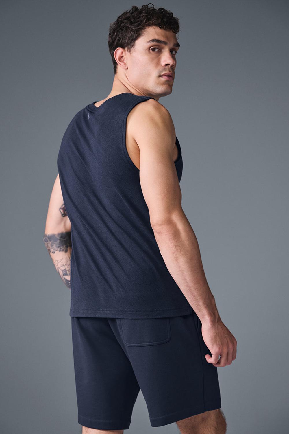 Alo Yoga The Triumph Muscle Uomo Tank Blu Marino | Italia  MKH-471963