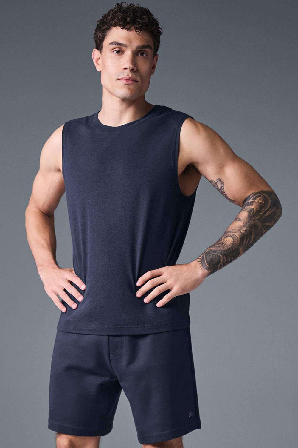 Alo Yoga The Triumph Muscle Uomo Tank Blu Marino | Italia  MKH-471963