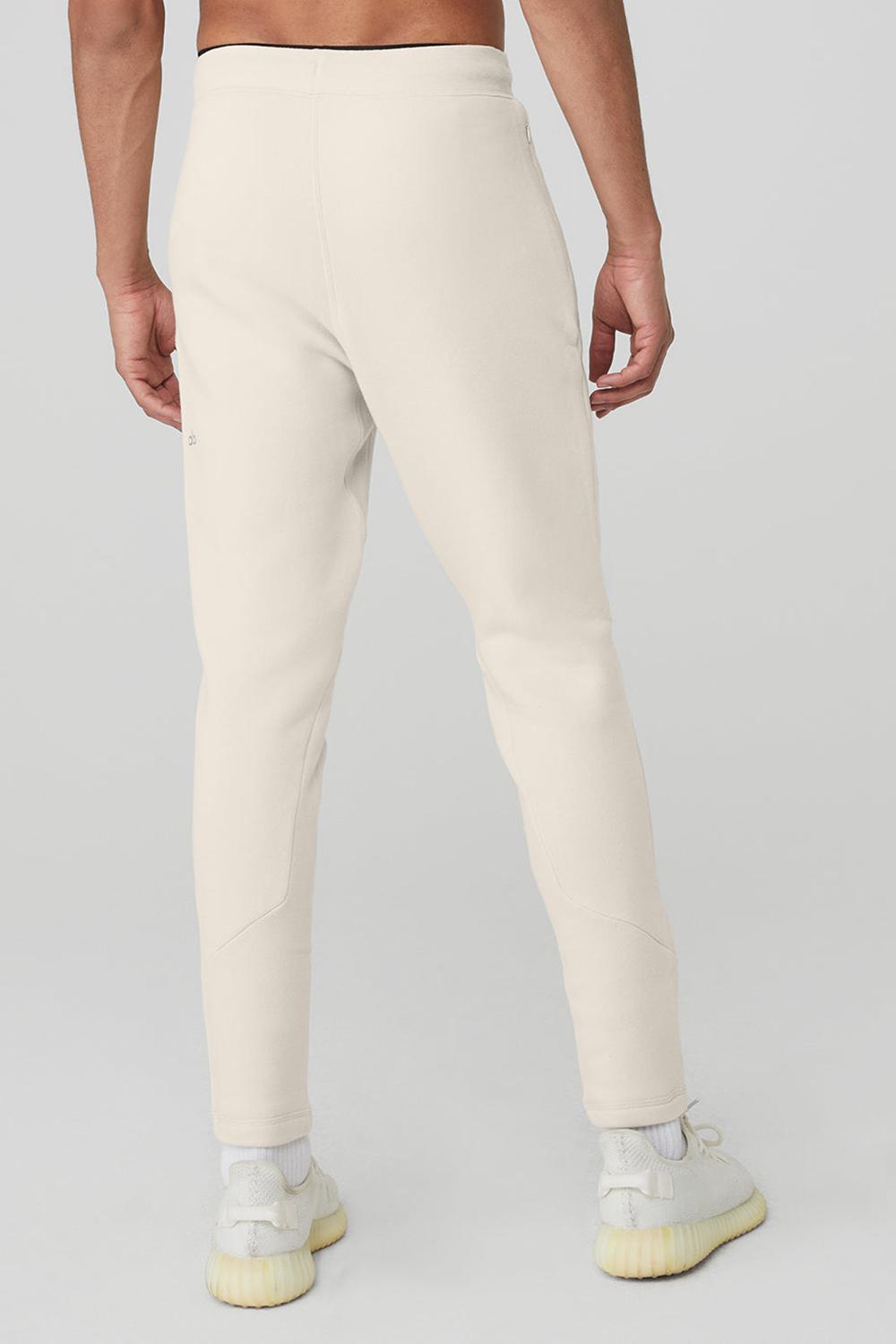 Alo Yoga The Triumph Uomo Sweatpant Bone | Italia  QIX-234658