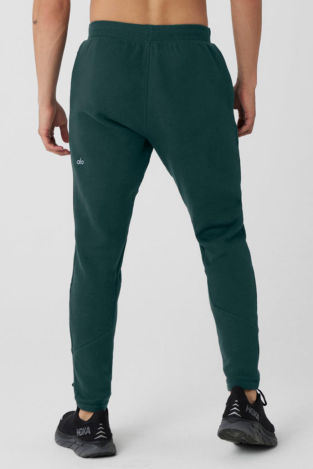 Alo Yoga The Triumph Uomo Sweatpant Verdi | Italia  JCT-427586