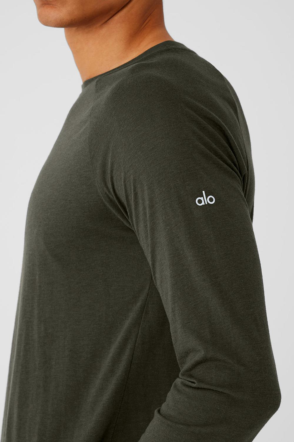 Alo Yoga Triumph Long Sleeve Uomo Tee Verdi | Italia  NUX-170496