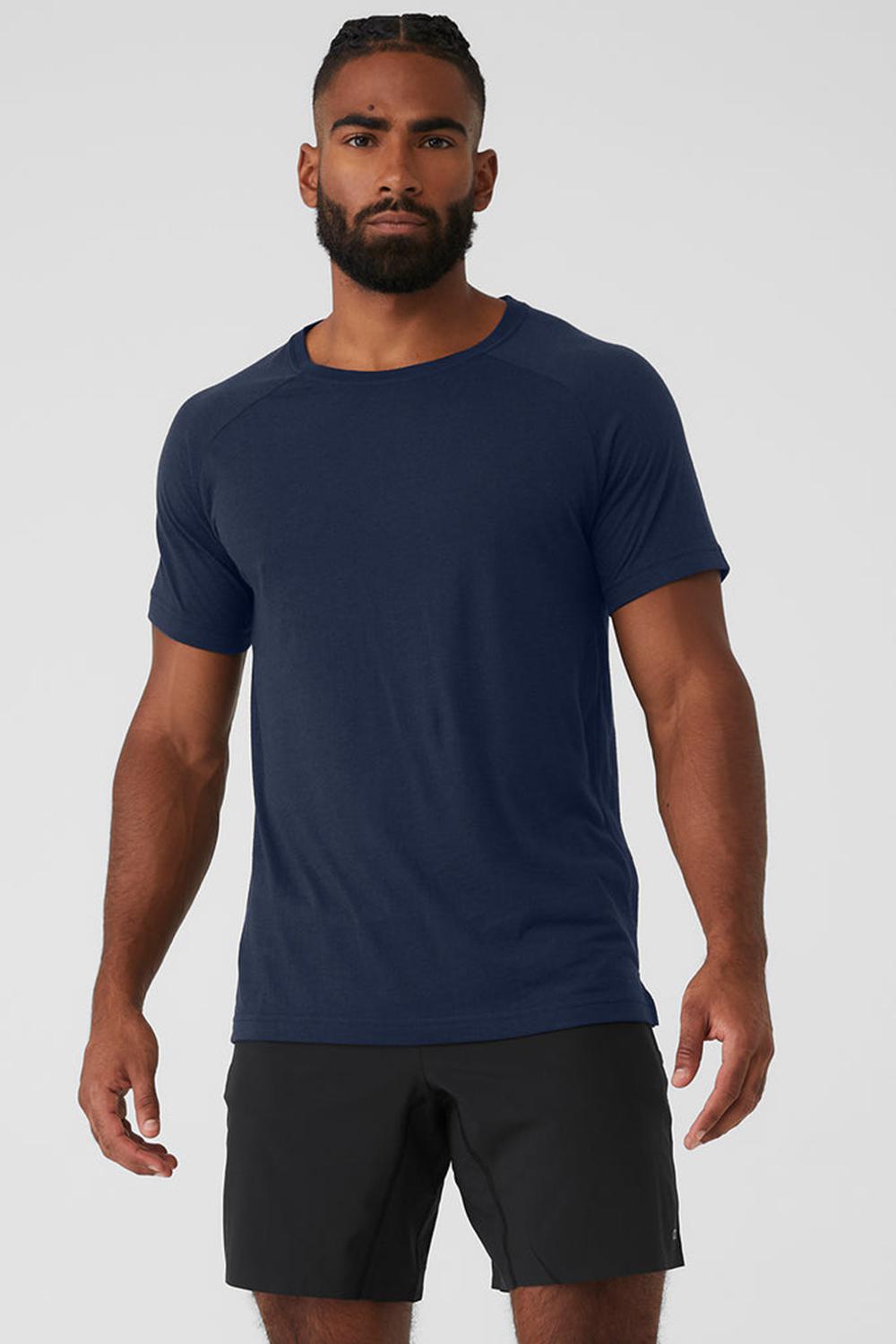 Alo Yoga Triumph Raglan Uomo Tee Blu Marino | Italia  BOH-621840