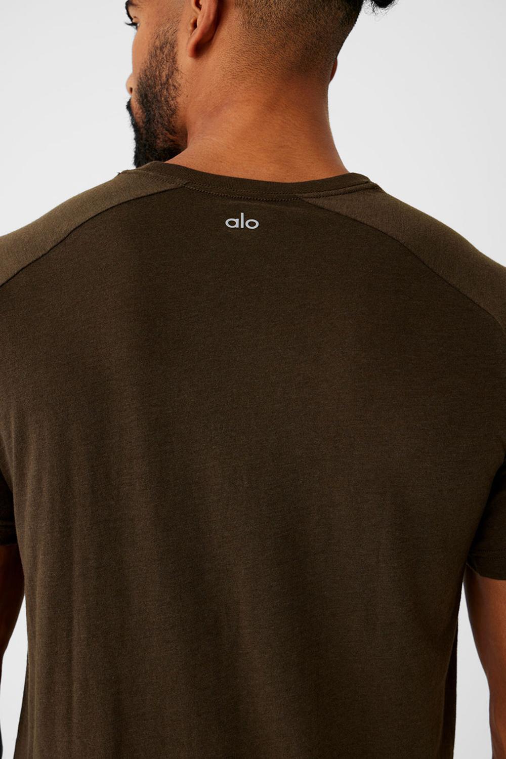 Alo Yoga Triumph Raglan Uomo Tee Espresso | Italia  YFV-215938