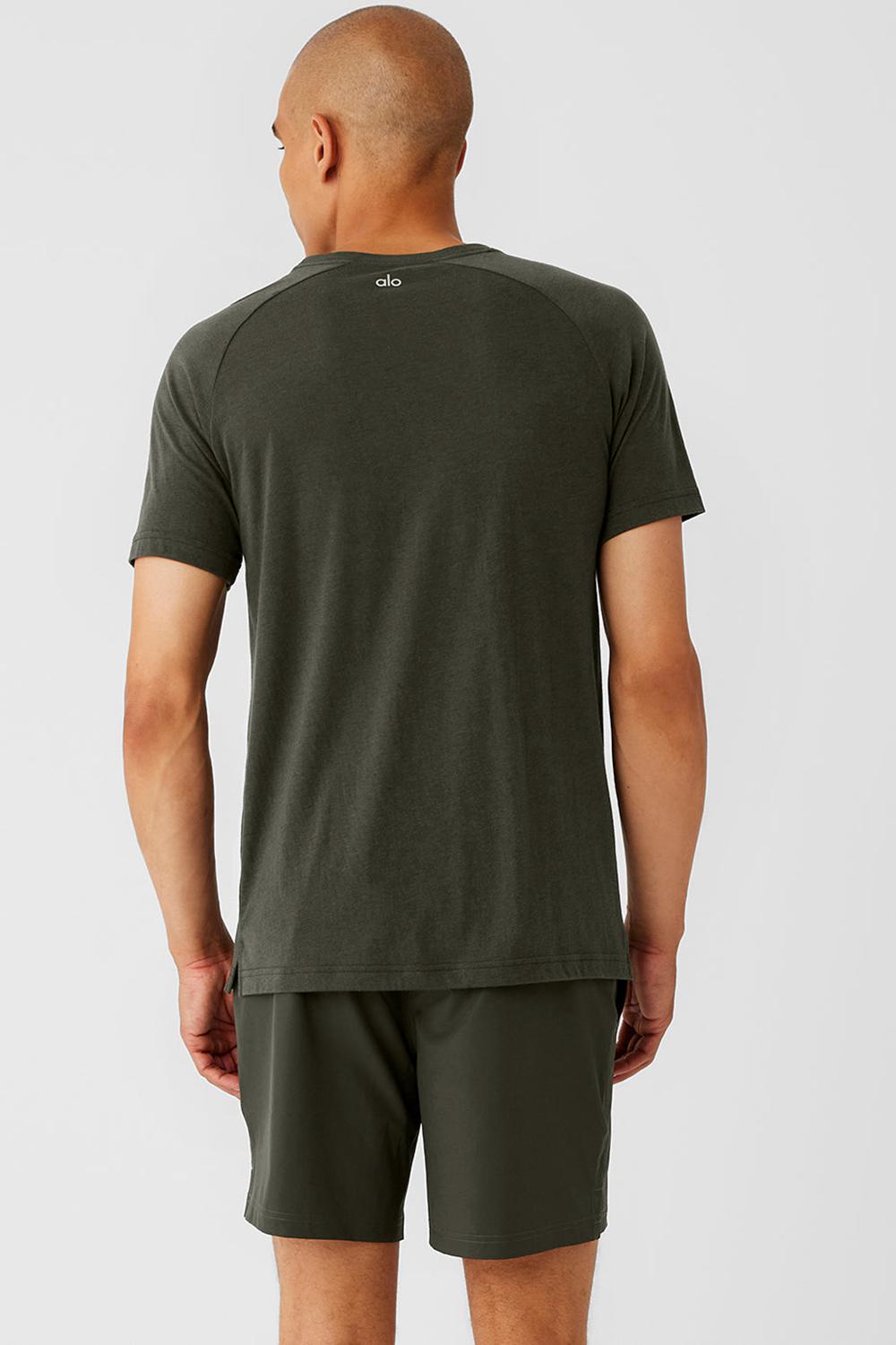Alo Yoga Triumph Raglan Uomo Tee Verdi | Italia  GWB-538194