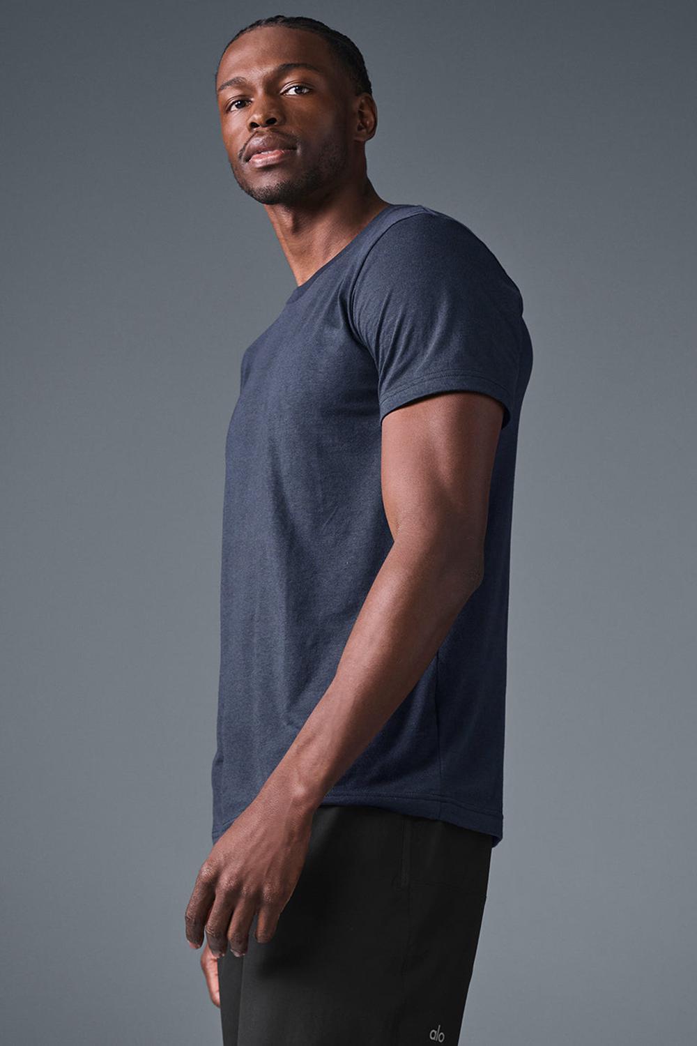 Alo Yoga Triumph Uomo Tee Blu Marino | Italia  YLH-274531