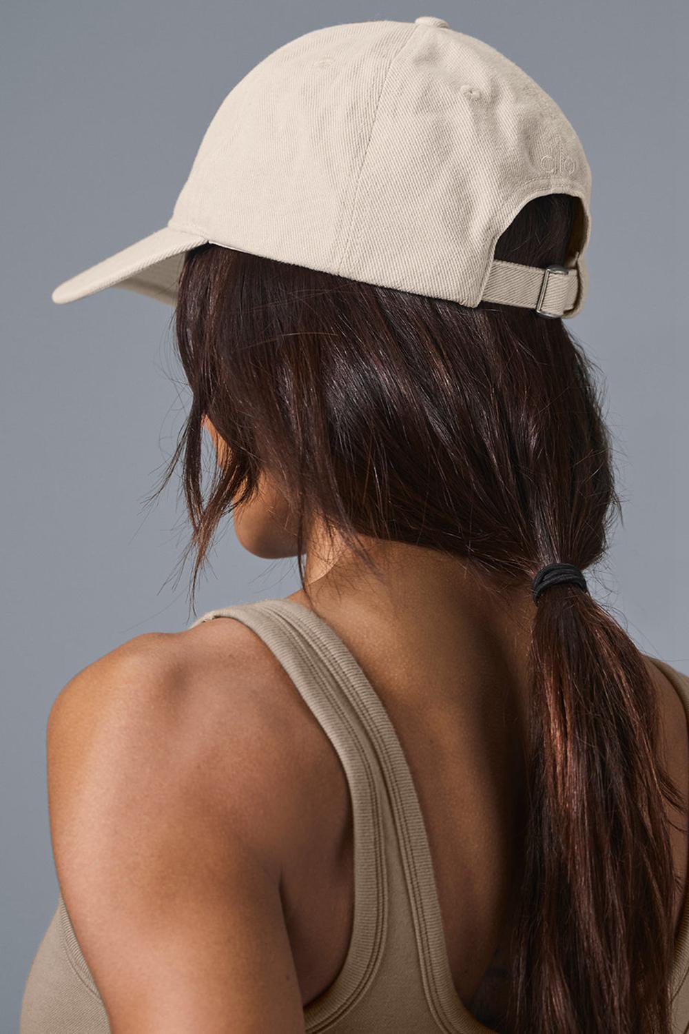 Alo Yoga Washed Off-Duty Donna Cappellino Sabbia | Italia  BJF-613704